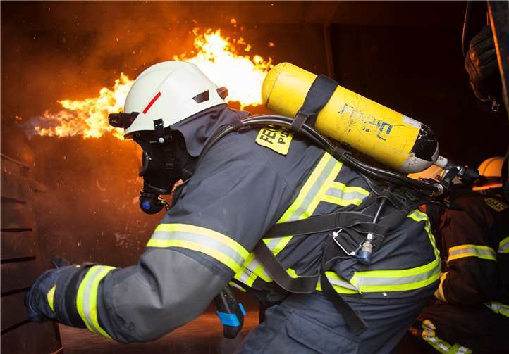 Die Übungen konnten im Container realitätsnah simuliert werden. privat