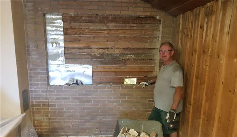 Die Umgestaltung der „Augstblick-Hütte“ ist fast fertig.Fotos: Verkehrsverein Arzbach e. V.