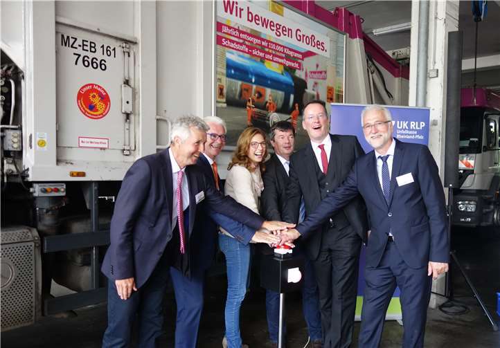 Die Unfallkasse Rheinland-Pfalz eröffnete im Mainzer Entsorgungsbetrieb die Kampagne zur Kultur der Prävention.privat