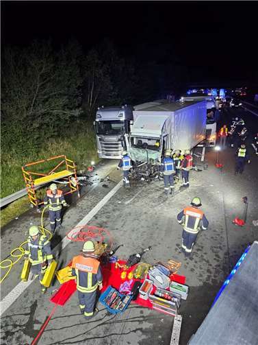 Die Unfallstelle kurz vor dem Kreuz Bonn/Siegburg.  Foto: Freiwillige Feuerwehr Königswinter