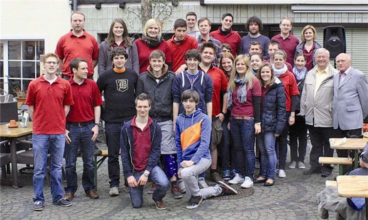 Die Unkeler Junggesellen hatten zum Frühschoppen am 1. Mai eingeladen.DL