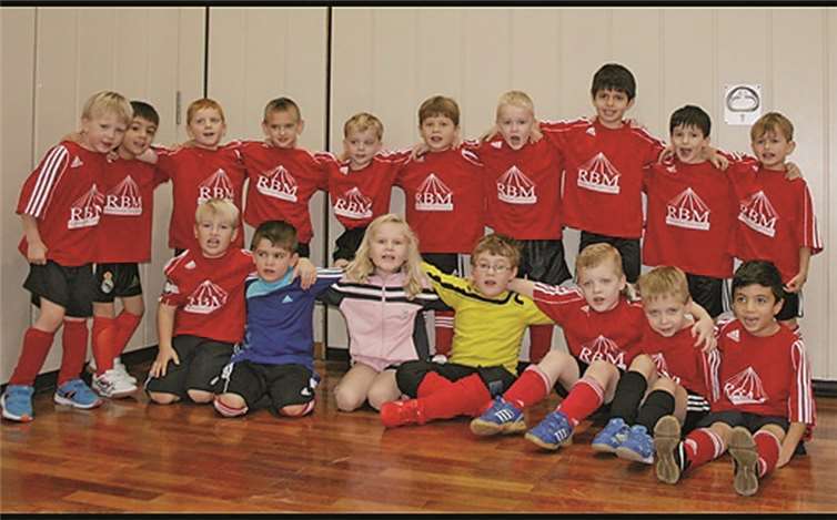 Die Urmitzer Fußball-Bambinis. privat