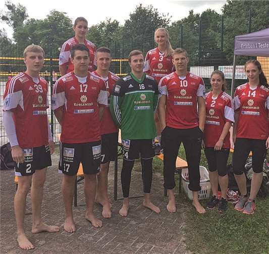 Die Vallendarer Handballer konnten beim Volleyball-Turnier den dritten Platz erspielen.privat