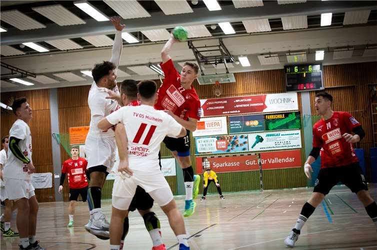 Die Vallendarer Löwen mussten sich im Rheinland-Derby dem TV 05 Mülheim geschlagen geben Foto: HV Vallendar