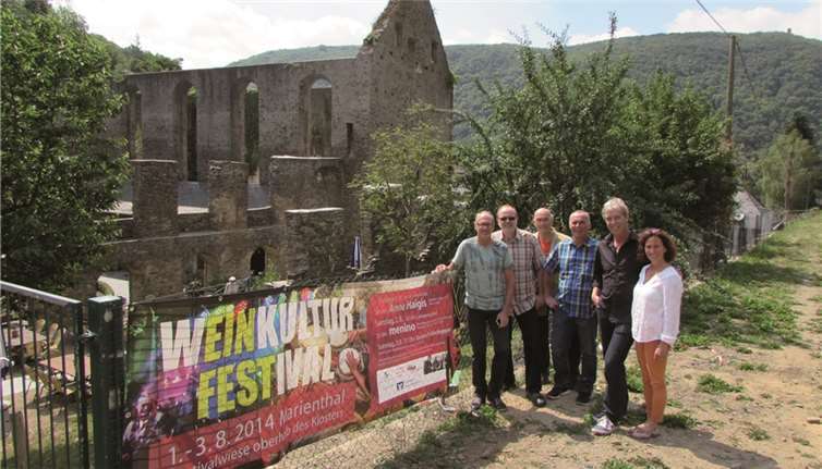 Die Veranstalter: Stephan Maria Klöckner, Bernd Gilles vom Weingut Klosterhof, Winfried Schuld, Franz-Josef Appel vom Weingut Kloster Marienthal und WeinGut Anne und Paul Schumacher. GNATH