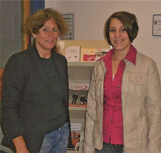 Die Veranstalterinnen Astrid Thol (links) und Bianca Theisen.