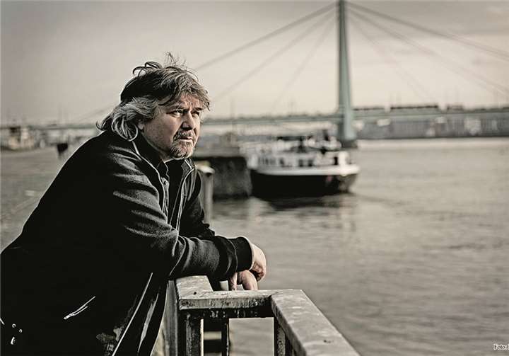 Die Veranstaltung mit Tommy Engel beginnt um 20 Uhr.privat