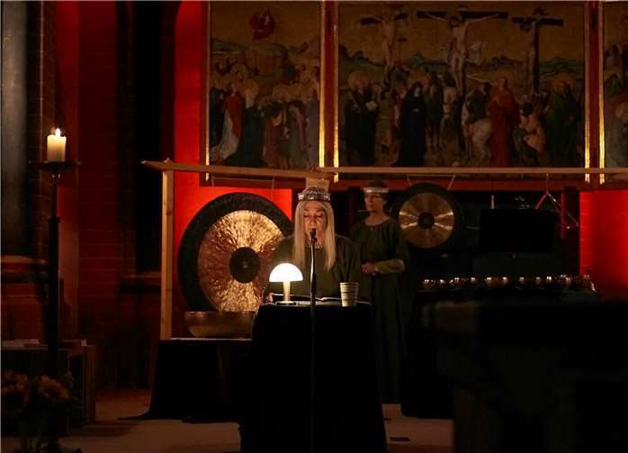 Die Veranstaltung widmete sich der Persönlichkeit von Hildegard von Bingen.  Foto: Karl-Peter Weiss.