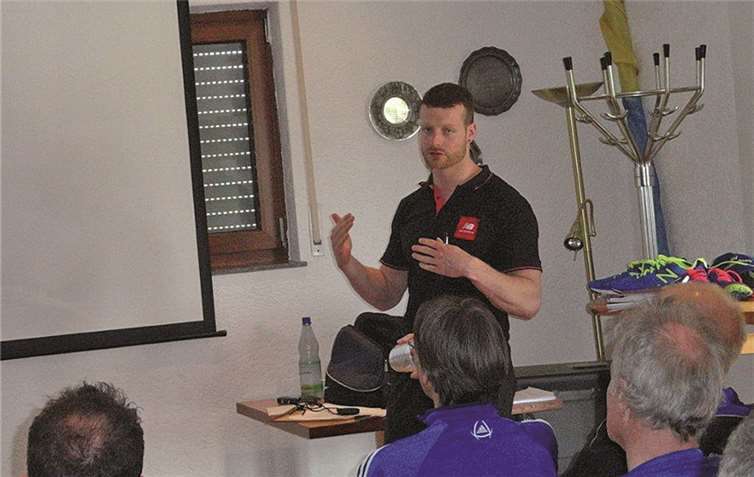 Die Veranstaltung wird wieder geleitet von Jens Kräber einem professionellen Sportwissenschaftler der Uni Mainz. privat