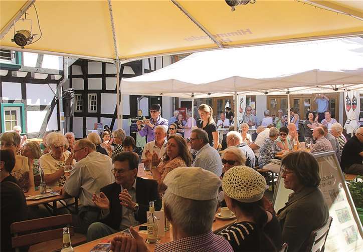 Die Veranstaltungsreihe „Kultur im Hof“ hat auch im zehnten Jahr ihres Bestehens nichts an Attraktivität verloren.