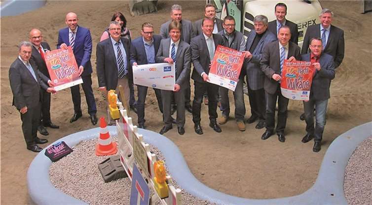 Die Verantwortlichen der Arbeitsgemeinschaft Laacher See freuen sich, dass es nach der langen Vorbereitung jetzt losgeht. Archiv MKA