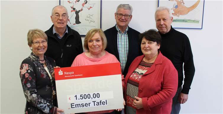 Die Verantwortlichen der Bad Emser Tafel freuten sich über die großzügige Unterstützung. Foto: Bürgerstiftung Bad Ems