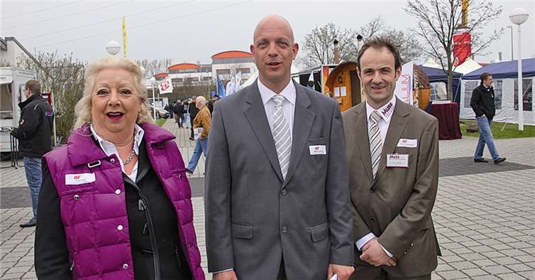 Die Verantwortlichen der Gewerbeschau der ISR (v.l.n.r.) Trudi Saal, 3. Vorsitzende, Martin Buchholz, 1. Vorsitzinder und der zweite Vorsitzende der ISR, Hans-Heinrich Muss.