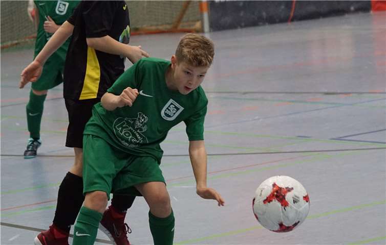 Die Verantwortlichen der SG 2000 sind bereit und freuen sich auf guten Hallenfußball und viele Zuschauer in der Philipp-Heift-Halle.privat