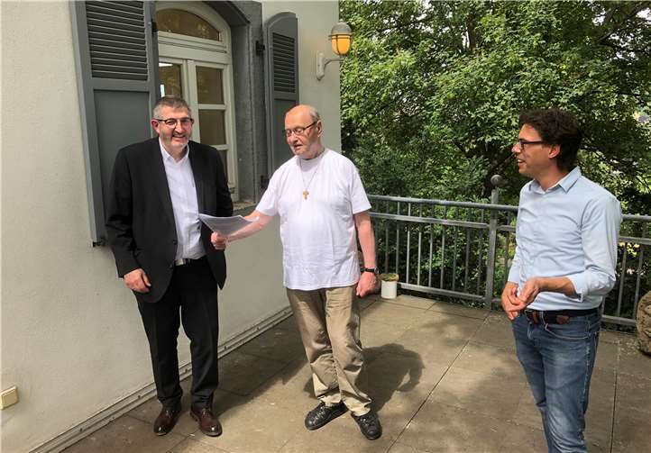 Die Verbundenheit zur Abtei soll in der Ausstellung im Schlösschen in Saffig mit aufgenommen werden. Foto: Heinz Lempertz