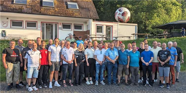 Die Vereinigung ehrte Schiedsrichter: Lobende Worte und Anerkennung zum Saisonabschluss. Foto: privat