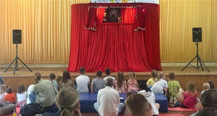 Die Vereinsgemeinschaft und die Gemeinde Roßbach hatten Eltern und Kinder zum Familien- und Spielenachmittag an und in Roßbach‘s Wiedhalle eingeladen. Foto: privat