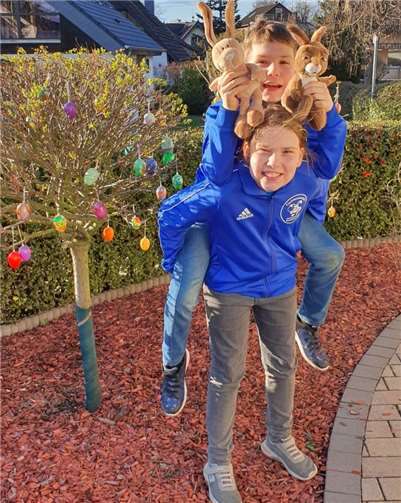 Die Vereinskinder freuten sich sichtlich, als die Trainer zu einem Osterlauf aufriefen.Fotos: TTC