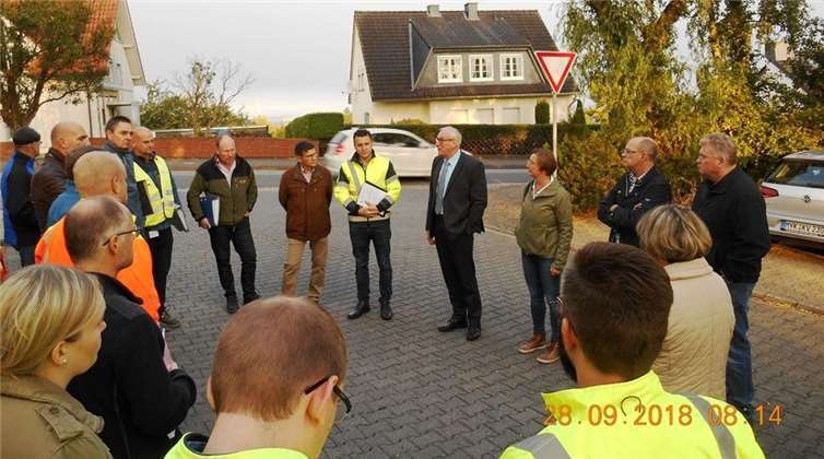 Die Vertreter aller beteiligten Behörden und Firmen beim Einweisungstermin.LBM Cochem-Koblenz