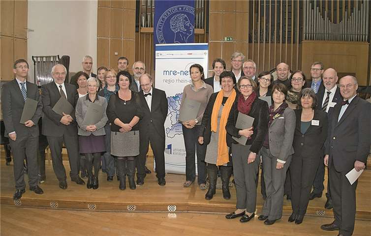 Die Vertreter der 74 Gesundheitseinrichtungen.  Privat