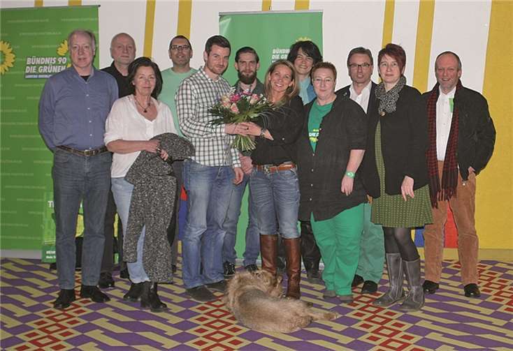 Die Vertreter des Kreisverbandes Mayen-Koblenz gratulieren Natascha Lentes zu ihrem sehr guten Ergebnis. privat