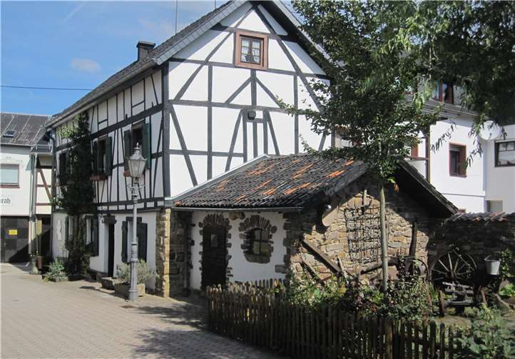 Die Vierdelsgemeinschaft lädt zum Fest rund um das Bauernhausmuseum. Privat