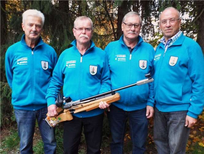 Die Vizemeister: Manfred Dötsch, Jürgen Löns, Franz-Josef Nothen, Dieter Velten.privat