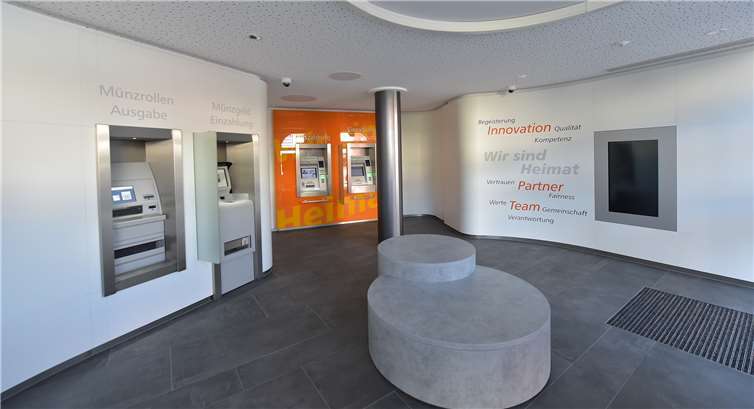 Die Volksbank RheinAhrEifel hat ihre umgebaute Geschäftsstelle Mayen-Markt als Selbstbedienungsfiliale wiedereröffnet.Seydel