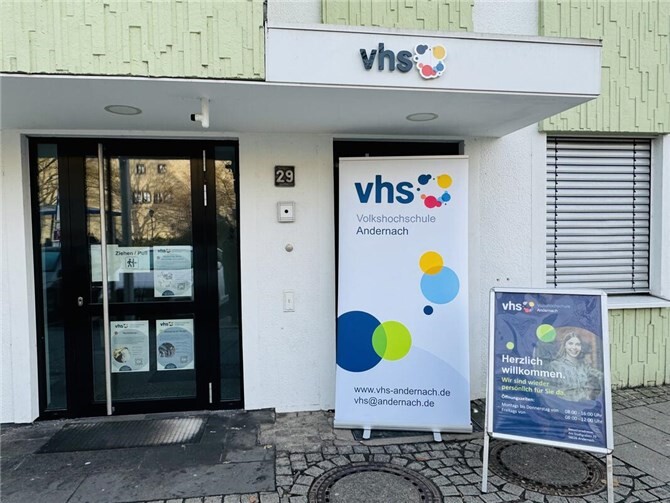 Die Volkshochschule (vhs) Andernach und die Verbandsgemeinde (VG) Pellenz haben gleich zu Beginn des neuen Jahres eine Kooperation im Bereich der Erwachsenenbildung auf den Weg gebracht.  Foto: Stadtverwaltung Andernach / Elline Köckritz