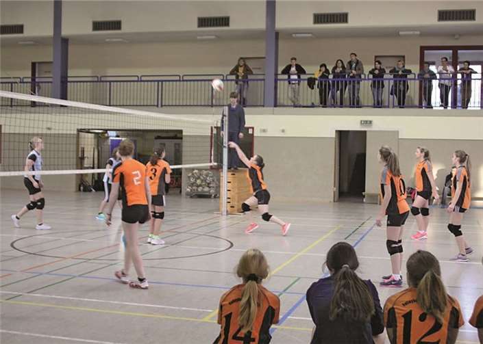 Die Volleyball-Ladies aus Burgbrohl spielten stark gegen Sinzig.  Privat