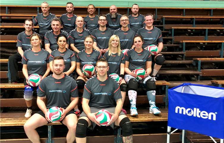 Die Volleyballer des TV Engers sind jetzt bestens ausgerüstet für die anstehenden Aufgaben. privat