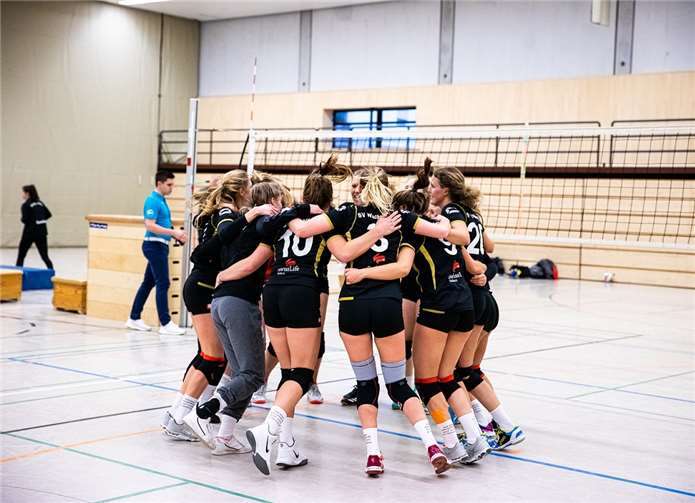Die Volleyballspielerinnen des SV Wachtberg vor den Beschränkungen durch das Coronavirus.Foto: Ruben Schäfer