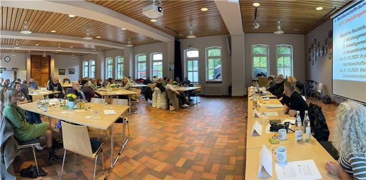 Die Vollversammlung der Mitarbeitenden. Fotos: Sabine Hammann-Gonschorek