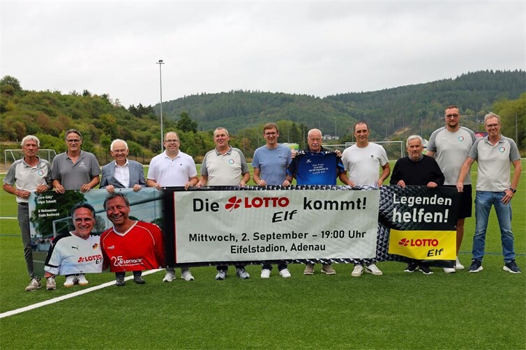Benefiz-Fußballspiel der LOTTO-Elf RLP gegen die AH der SG Hocheifel 23 im Eifelstadion Adenau 