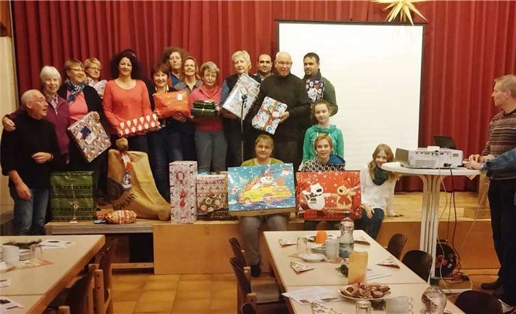 Die Vorbereitungsgruppe der Wunschbaumaktion konnte alle Kinder beschenken. privat