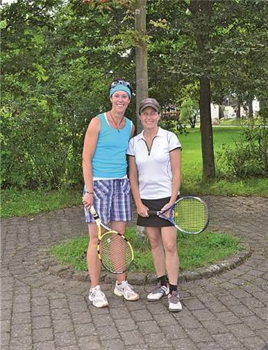 Die Vorjahresfinalistinnen Tanja Auer (TC Kobern-Gondorf) und Danny Casper (TC Maischeid).privat