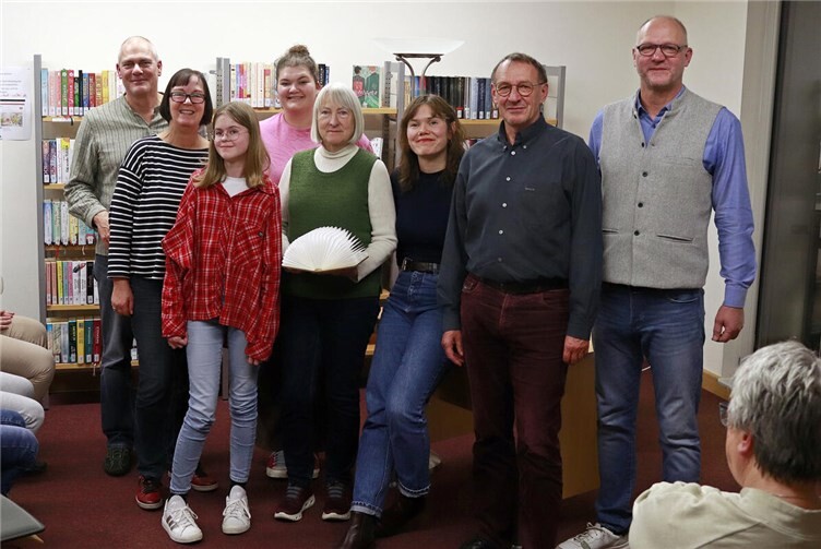Die Vorleser bescherten einen kurzweiligen Abend mit lebendigen Büchern.  Foto: privat