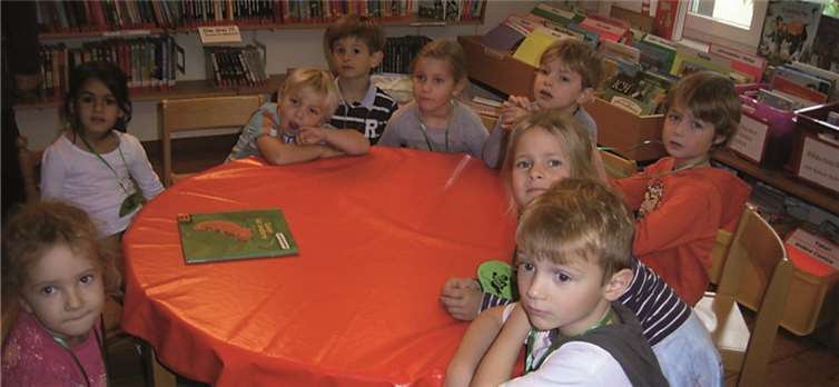 Die Vorschuldkinder fühlten sich wohl in der Bücherei. privat