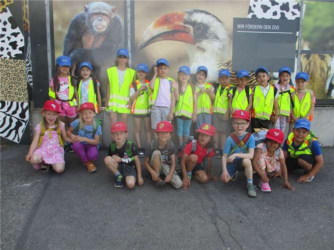 Die Vorschulkinder der Kitas „Storchennest“ und „Max“ auf ihrem Ausflug in den Neuwieder Zoo.  Foto: Stadtverwaltung Sinzig