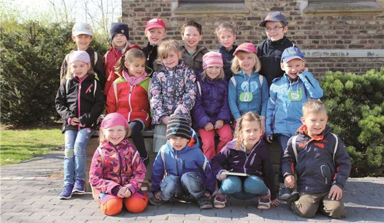 Die Vorschulkinder freuten sich über ihren ersten Führerschein.privat