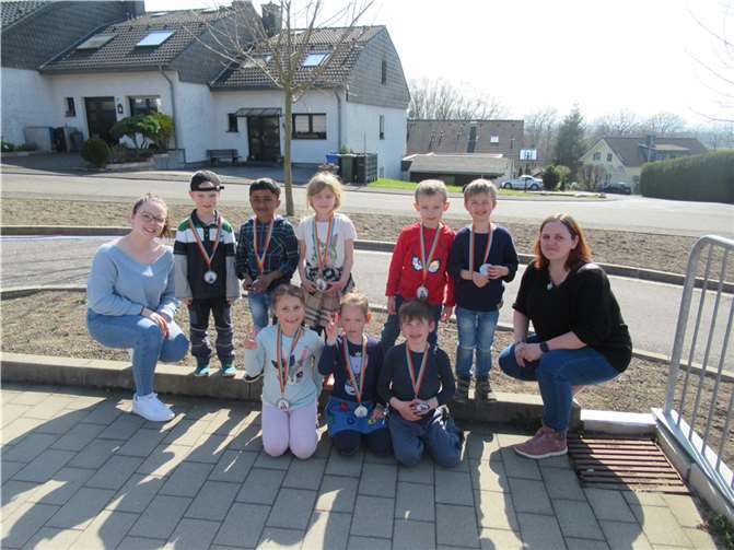 Die Vorschulkinder hatten viele Spaß mit dem Team vom Koch-Bus.  Foto: privat