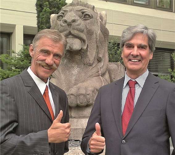 Die Vorstands- und Kreistagsmitglieder Uwe Junge (l.) und Dr. Horst Knopp.AfD
