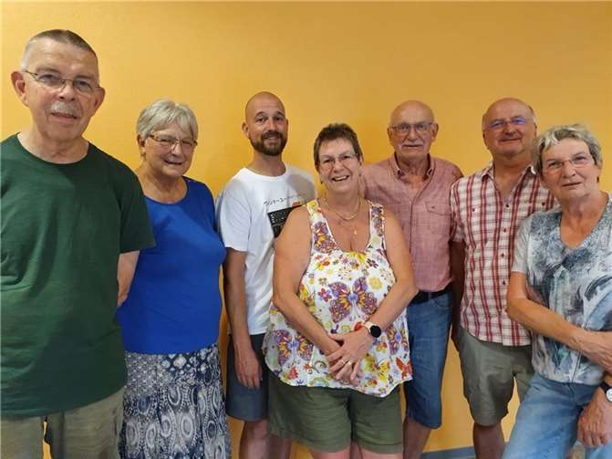Die Vorstandsmitglieder Peter Portugall, Ingrid Brennecke, Bastian Stücken, Hildegard Henritzi, Wolfgang Wilke, Stefan Henritzi, Ute Scheid (von links).