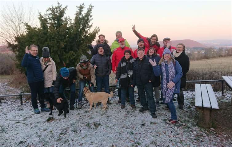 Die Vorstandsmitglieder wanderten über das Marienköpfchen und über den Bausenberg.Foto: privat