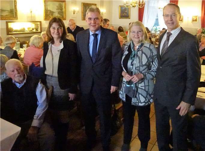 Die Vortragenden beim Jahresabschluss der Senioren-Union: v. l. Mechthild Heil, Claus Peitz, Hedi Thelen, Richard Welter. privat