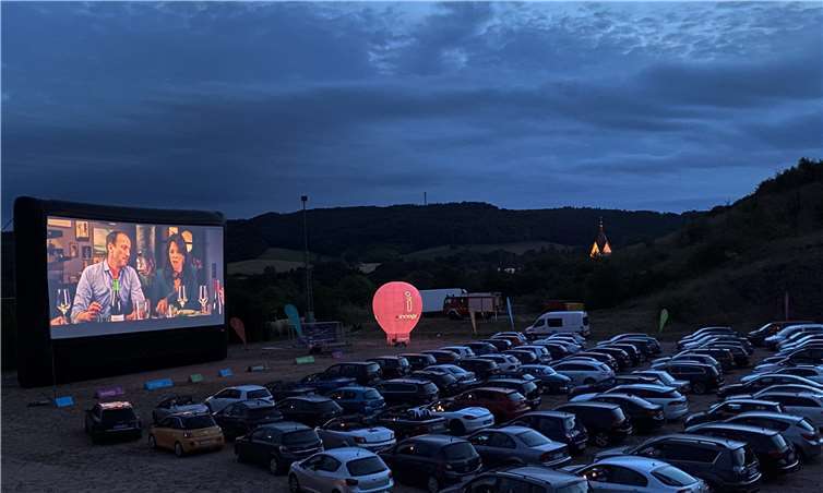 Die Vulkanregion Laacher See und innogy Westenergie laden am 22.08.2020 zum großen Autokino auf dem Flugplatz in Mendig ein. Foto: innogy Westenergie,