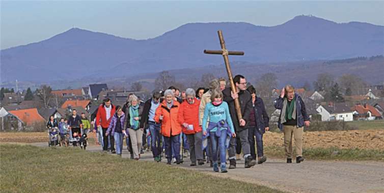 Die Wachtberger Fastenwanderung stand in diesem Jahr unter dem Motto der sieben „Ich bin“-Worte Jesu. privat