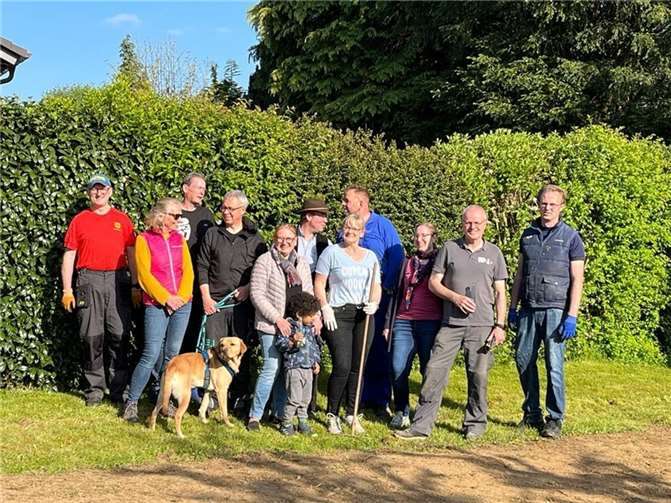 Die Wählergruppe setzt sich für ein bunteres Sessenhausen ein. Fotos: Wählergruppe „pro Sessenhausen“