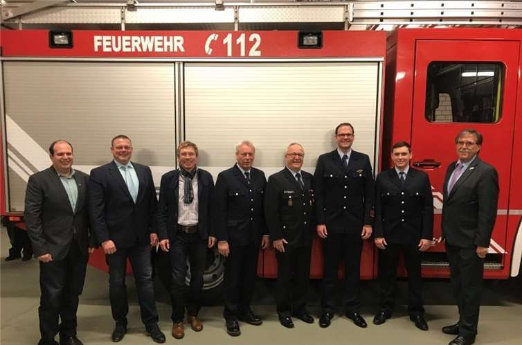 Die Wahl der Wehrführung wurde unter der Leitung von Bürgermeister Klaus Bell, Wehrleiter Detlev Leersch, dem Saffiger Ortsbürgermeister Dirk Rohm, Sachberarbeiter Michael Löb sowie Fachbereichsleiter Armin Pellenz durchgeführt.