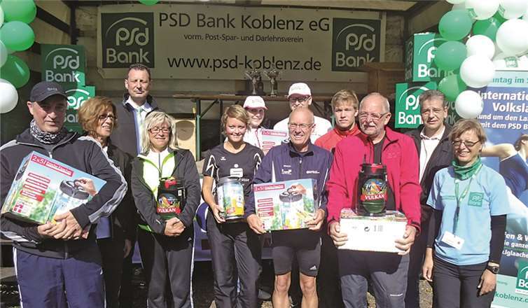 Die Walker haben bei der LG Laacher See eine doppelte Chance wertvolle Preise zu gewinnen. Zunächst nehmen alle Vorangemeldeten an einer Verlosung mit tollen Preisen teil. Als zweite Chance gab es speziell nur für die Walker eine Sonderverlosung.